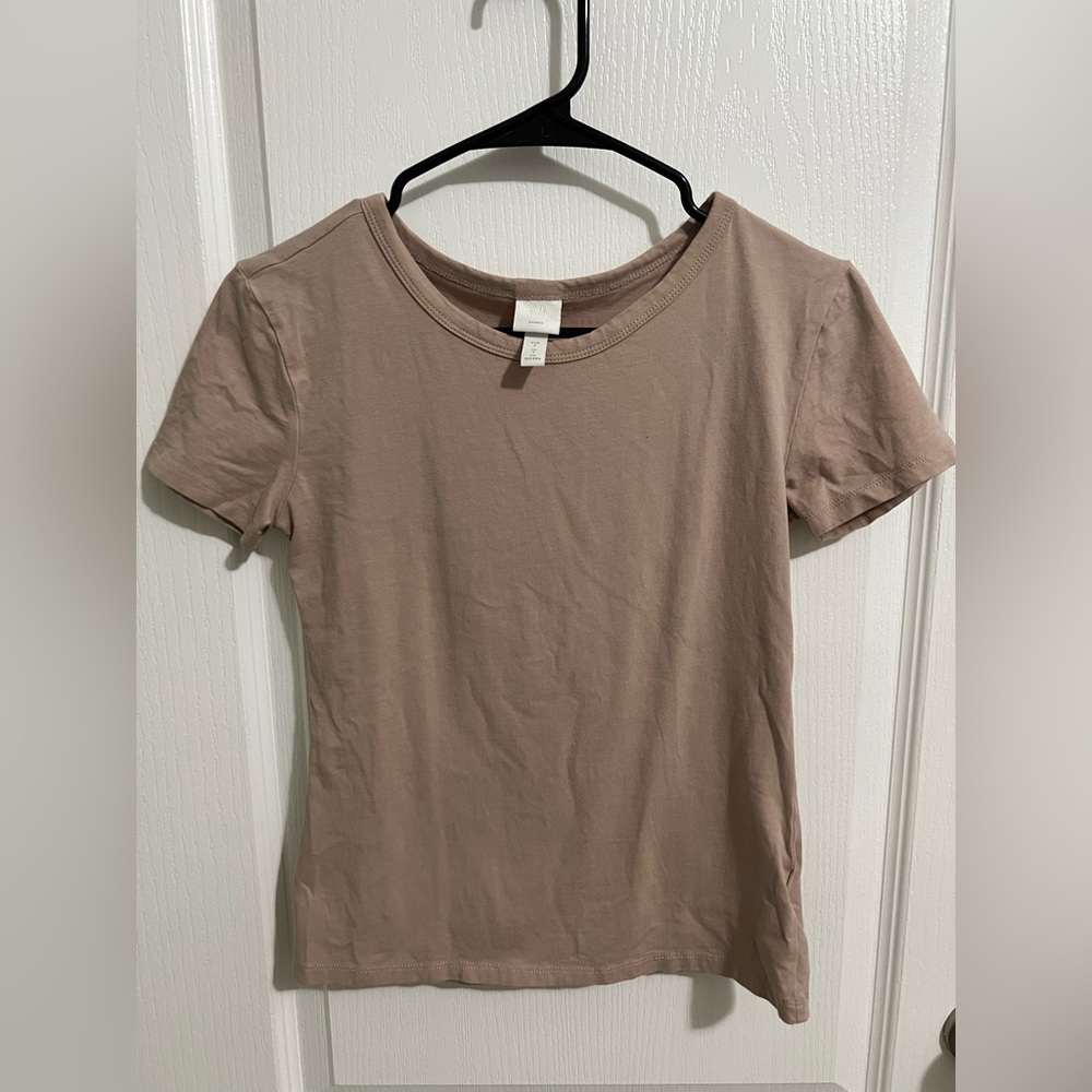 Set of 4 H&M Basics tee’s